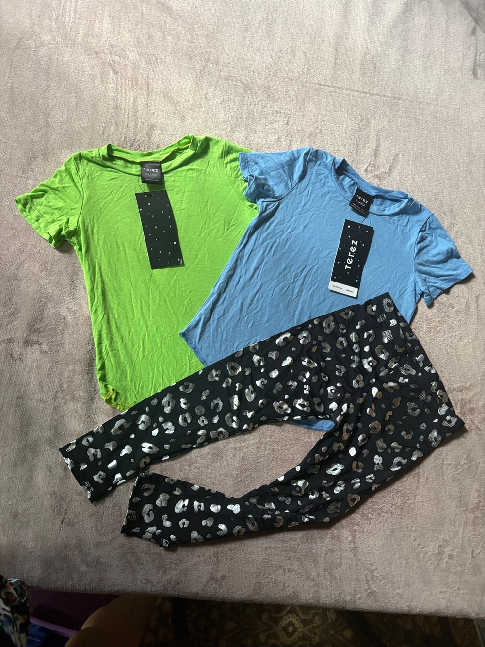 Kids Terez Black Metallic Leopard Leggings with Lime Green & Sky Blue Tees